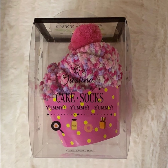 💥🧦🧦SWEET PAIR POM POM SOCKS with BOX🎁💛💗💙 - Picture 5 of 8